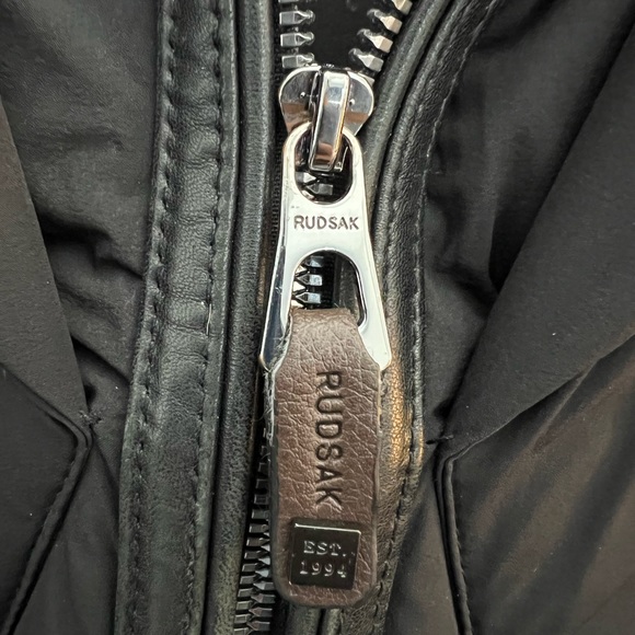 Rudsak iconic down winter parka (-25 C), fits as size small - Picture 7 of 11